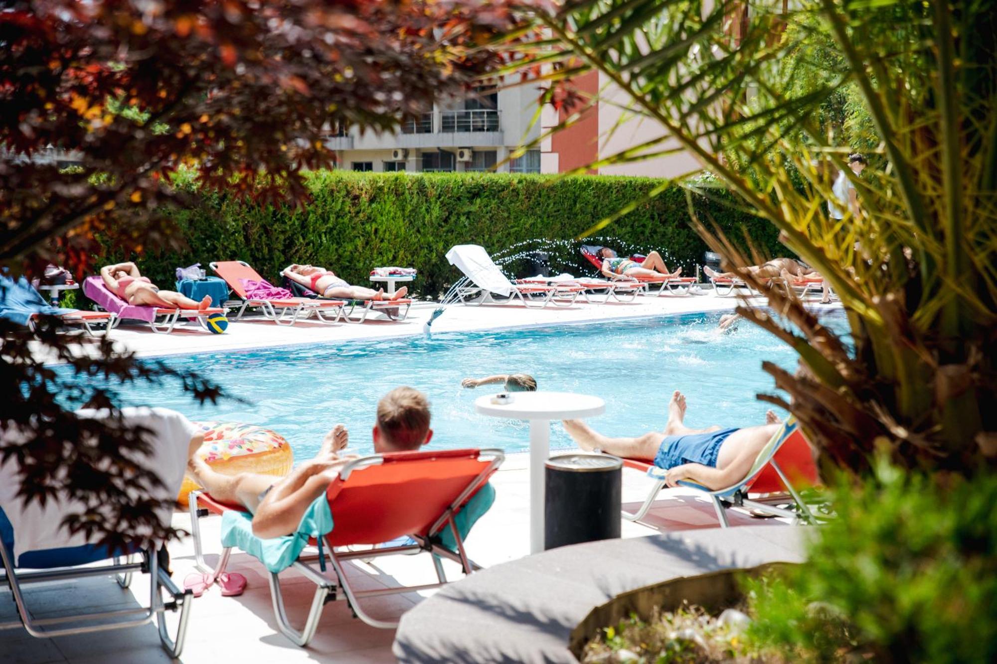 Biato Apartments Słoneczny Brzeg Zewnętrze zdjęcie